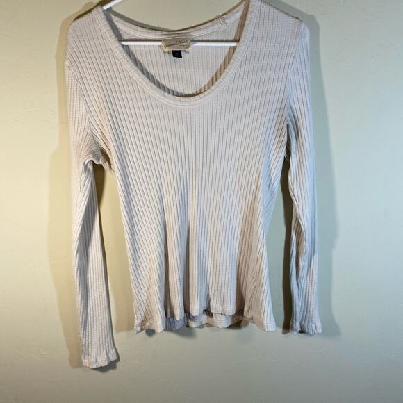 Universal Thread Off White Scoop Neck Top Size Medium - Picture 1 of 6